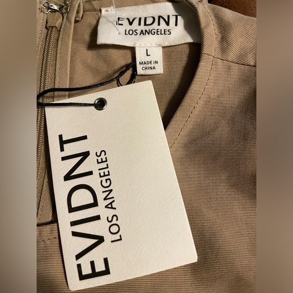 NWT Evidnt Los Angeles Tan Blouse Top Jacket Size Small or Large Available Basic - Picture 4 of 8
